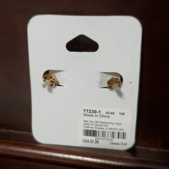 Icing Sensitive Solutions Wired Star Earrings - Picture 4 of 5